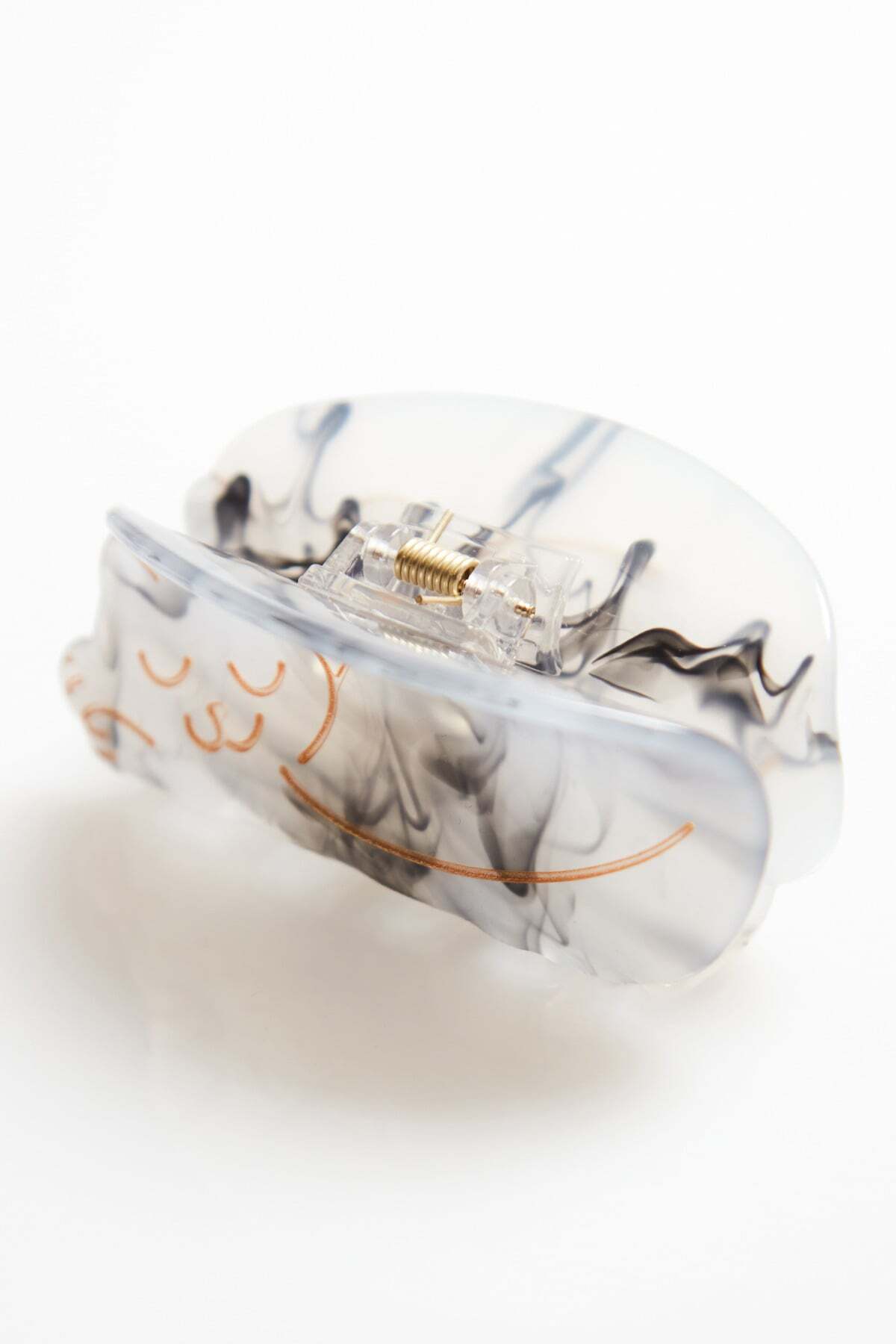 Cat Figured Bone Peg Buckle - MALLTURK