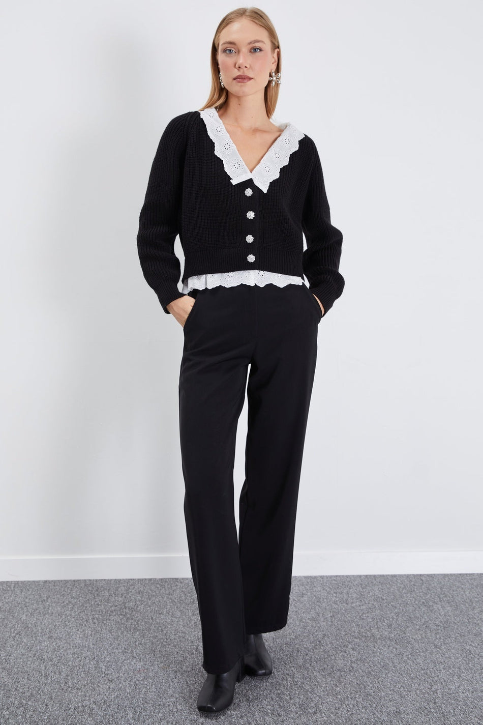 Collar and Hem Lace-Up Knitwear Cardigan - MALLTURK