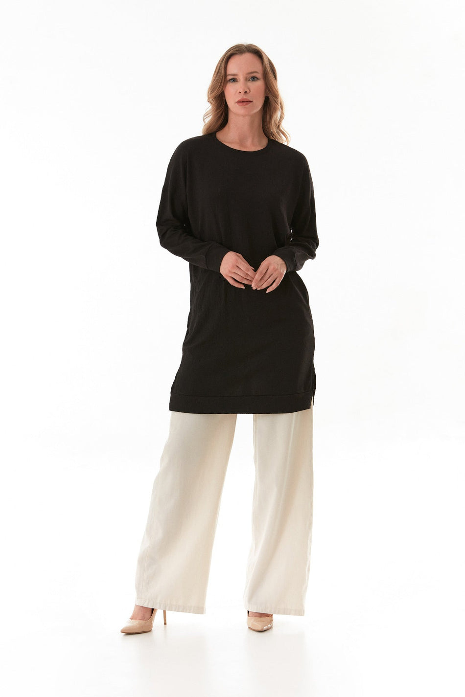Crinkle Fabric Crew Neck Tunic with Slits on the Sides - MALLTURK