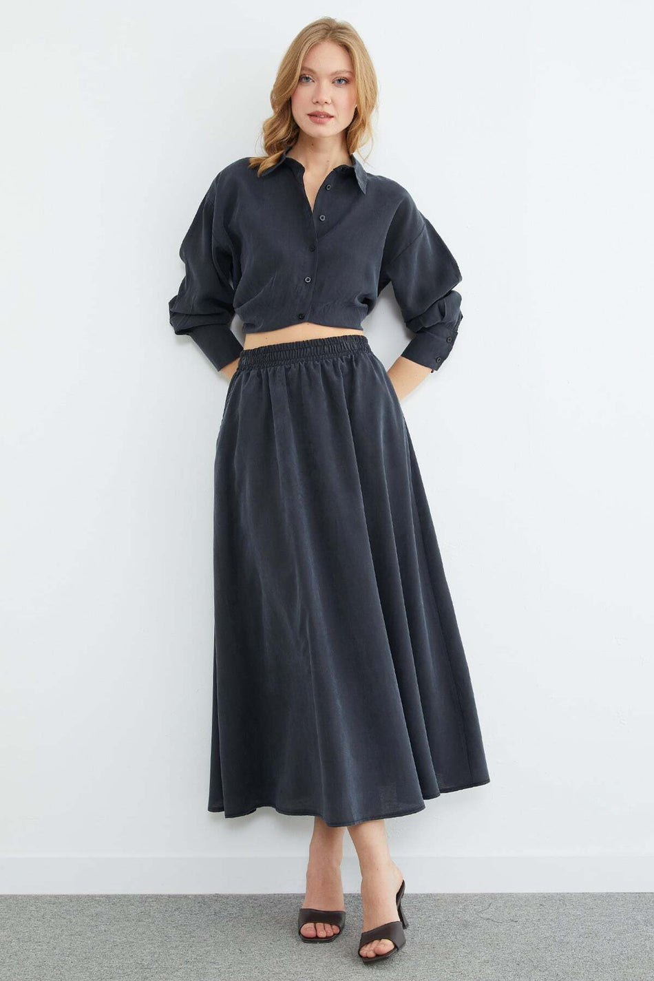 Elastic Waist Pocketed Maxi Skirt - MALLTURK