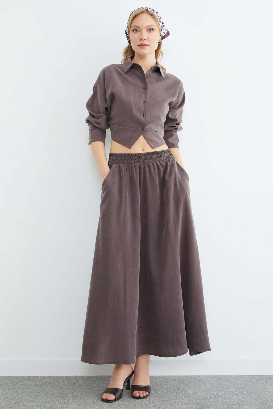 Elastic Waist Pocketed Maxi Skirt - MALLTURK