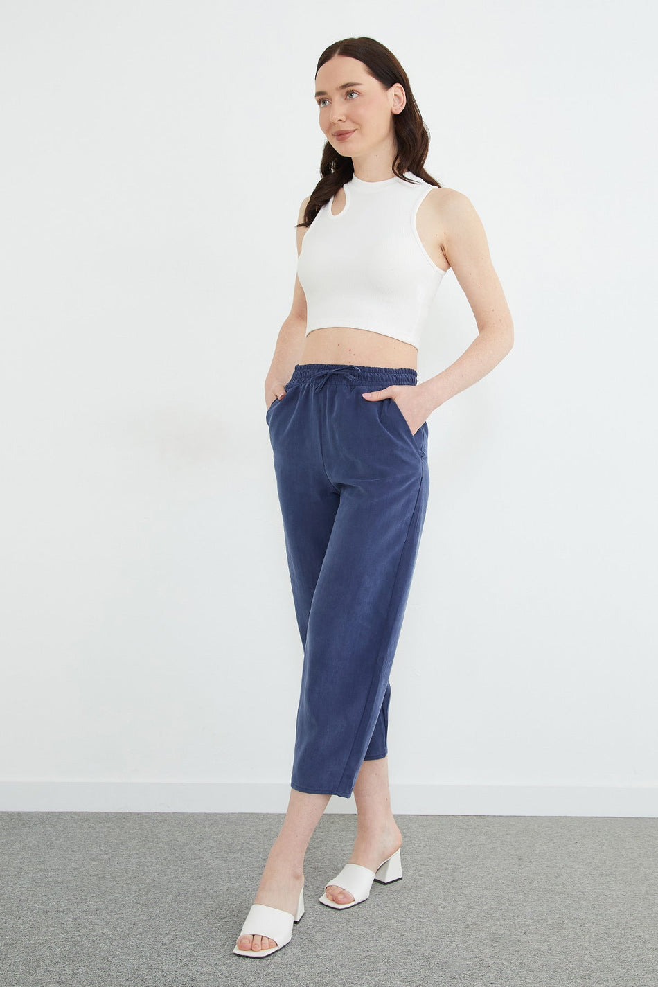 Elastic Waist Pocketed Tencel Fabric Trousers - MALLTURK
