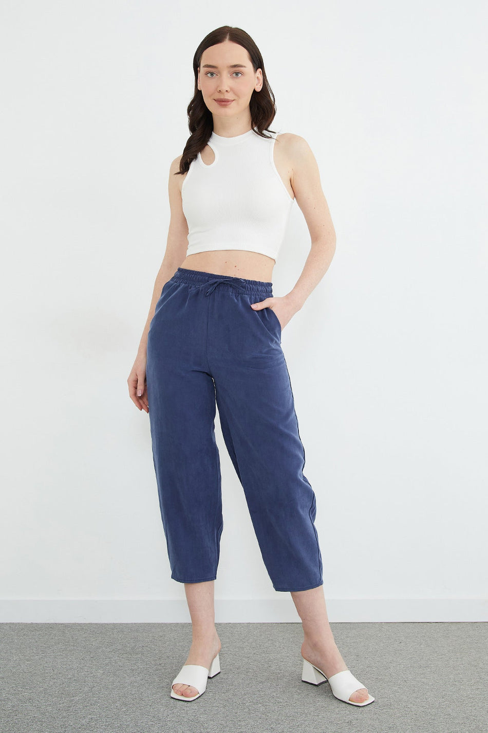Elastic Waist Pocketed Tencel Fabric Trousers - MALLTURK