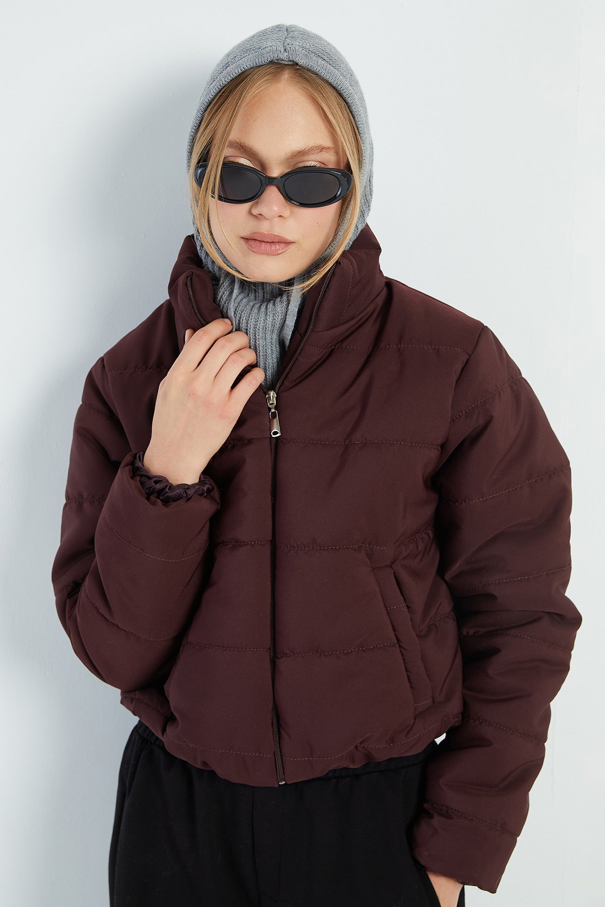 Elasticated Waist Cropped Puffer Jacket - MALLTURK