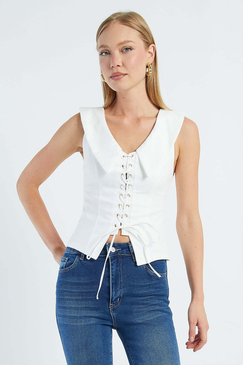 Eyelet Detailed Baby Collar Thick Strap Blouse - MALLTURK