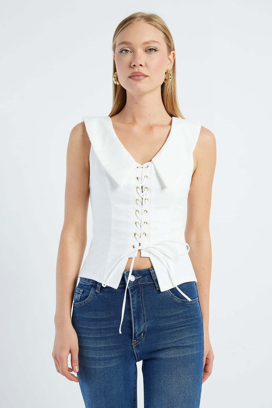 Eyelet Detailed Baby Collar Thick Strap Blouse - MALLTURK