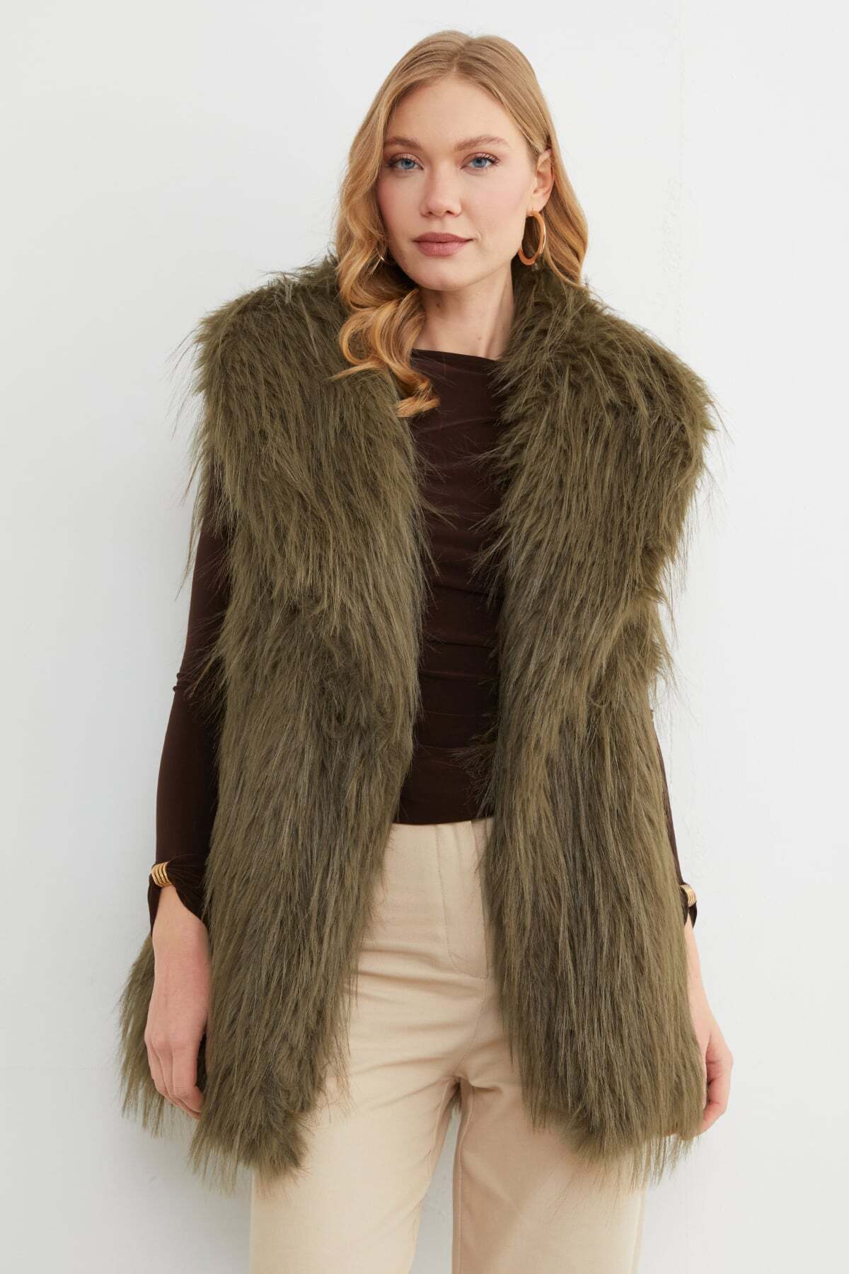 Faux Fur Vest with Belt Detail - MALLTURK