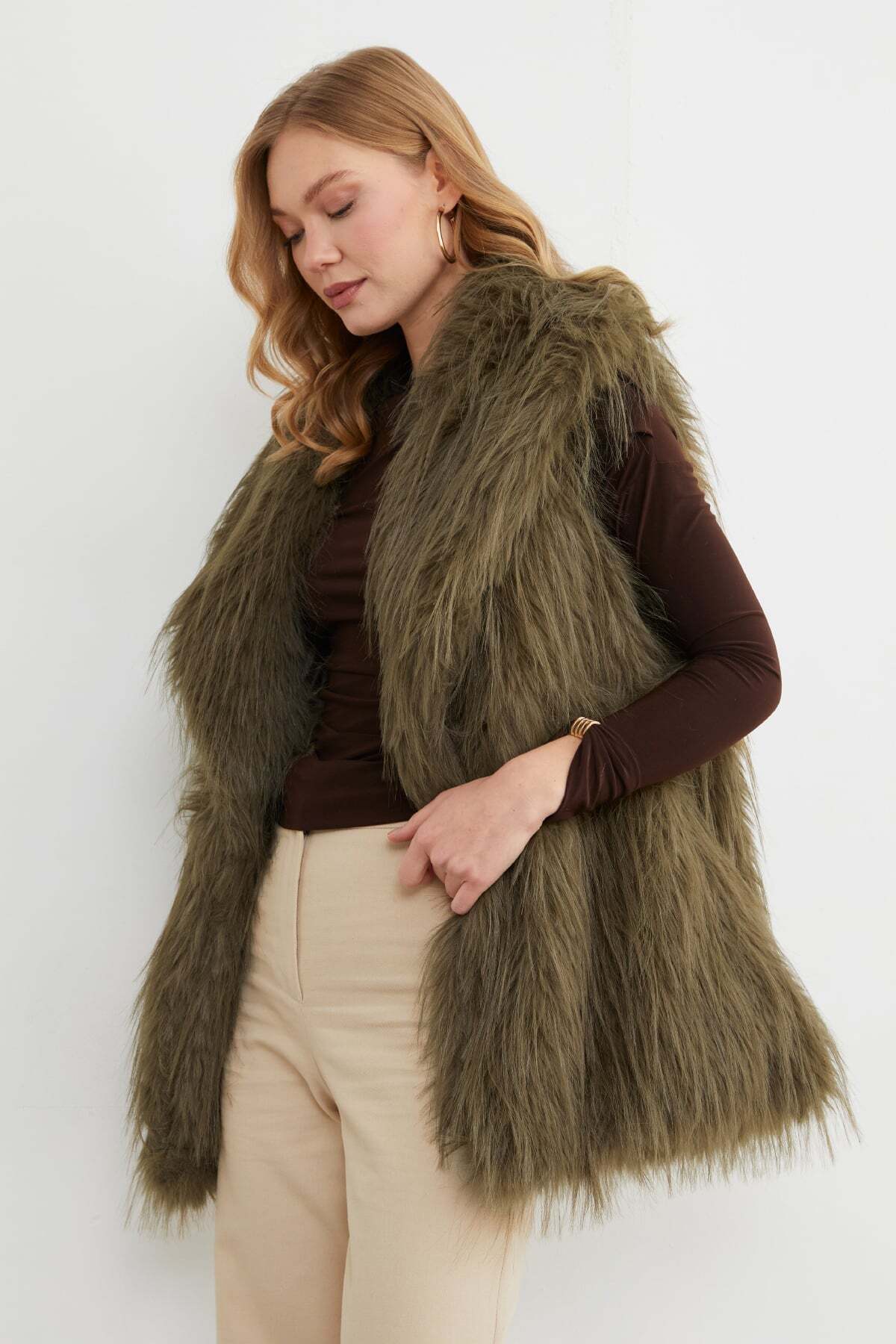 Faux Fur Vest with Belt Detail - MALLTURK