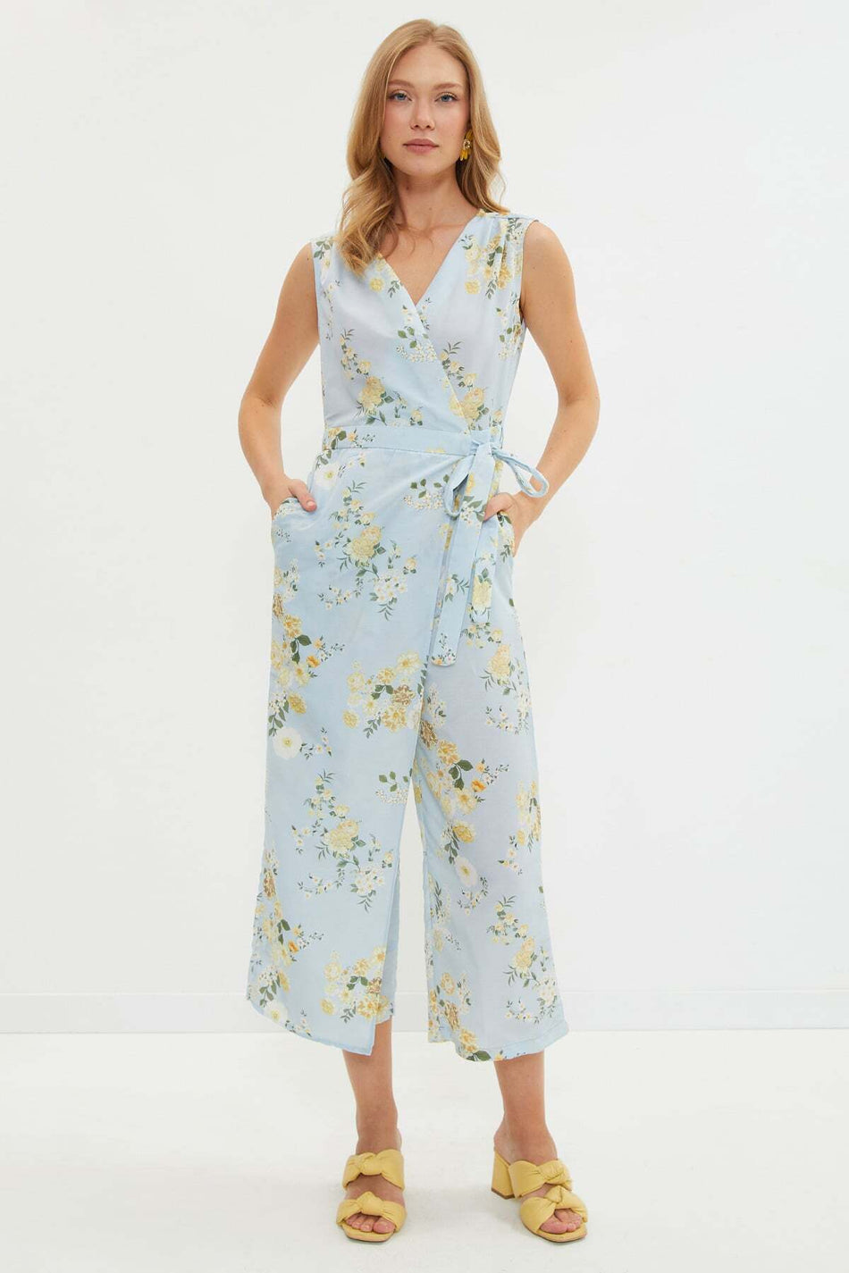 Floral Double-Breasted Collar Tie-Up Jumpsuit - MALLTURK