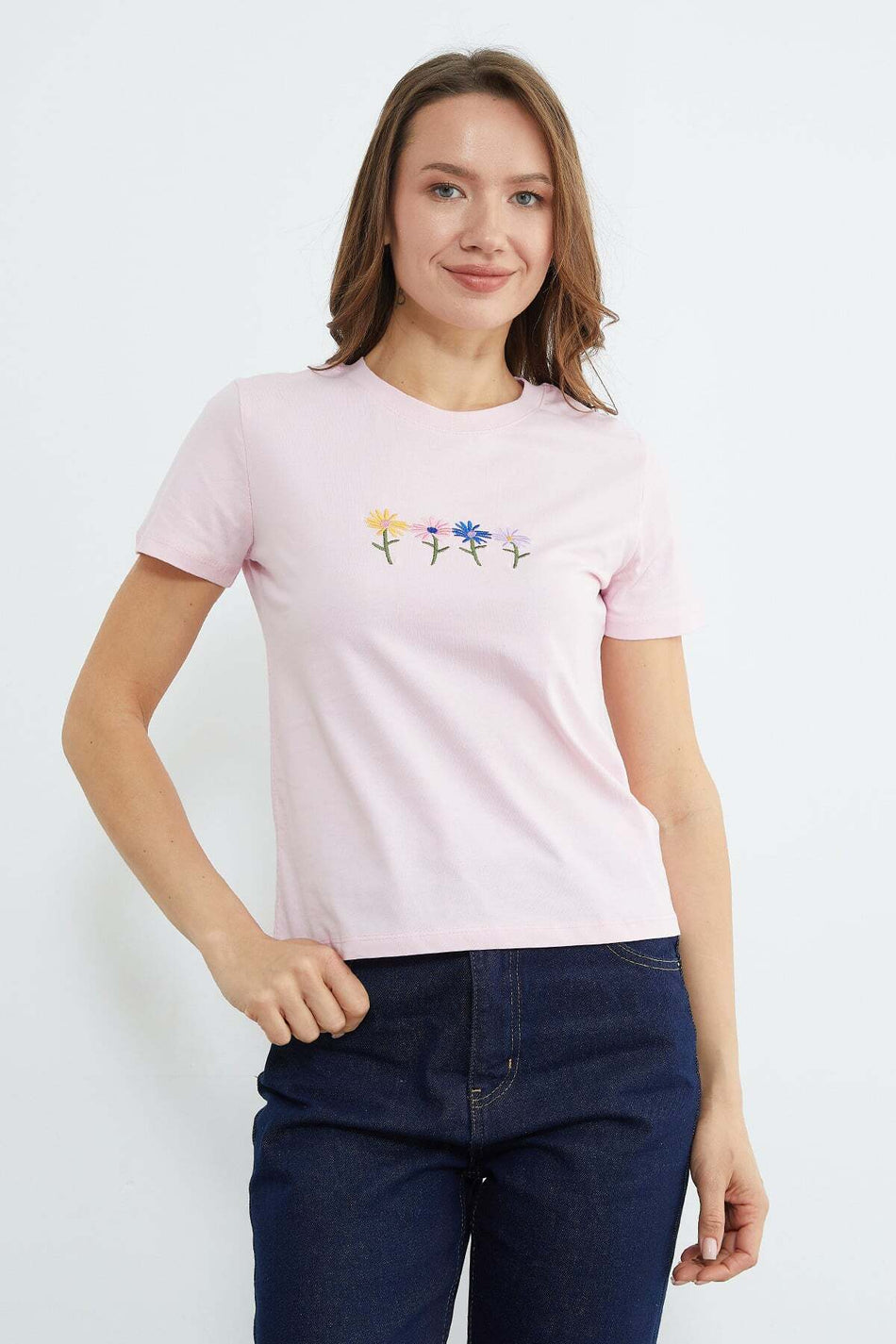 Floral Embroidered Crew Neck T-Shirt - MALLTURK