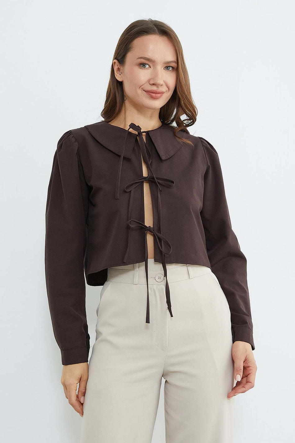 Front Tie Baby Collar Crop Blouse - MALLTURK