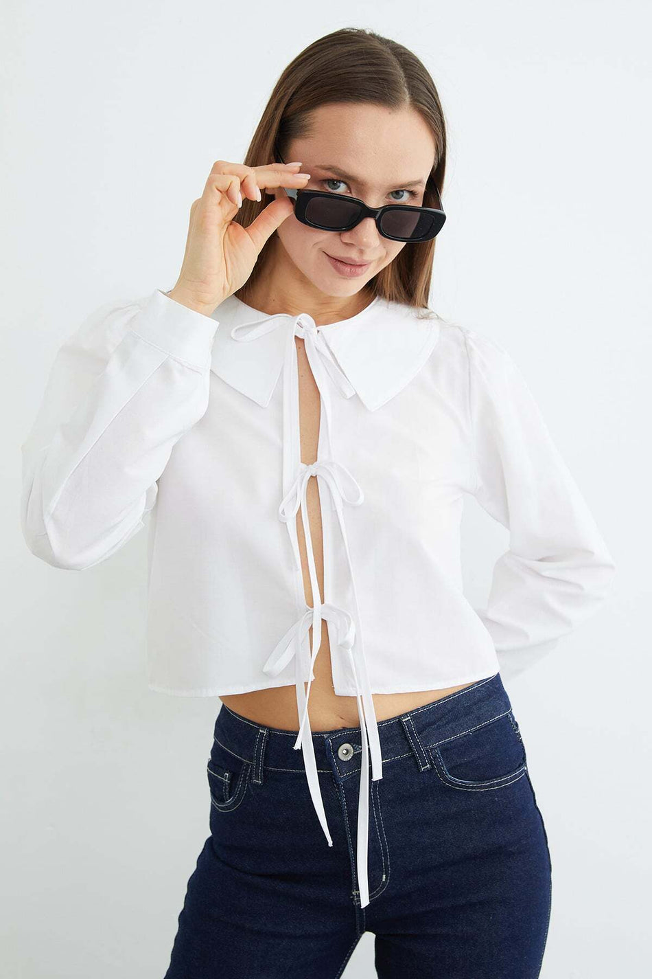 Front Tie Baby Collar Crop Blouse - MALLTURK