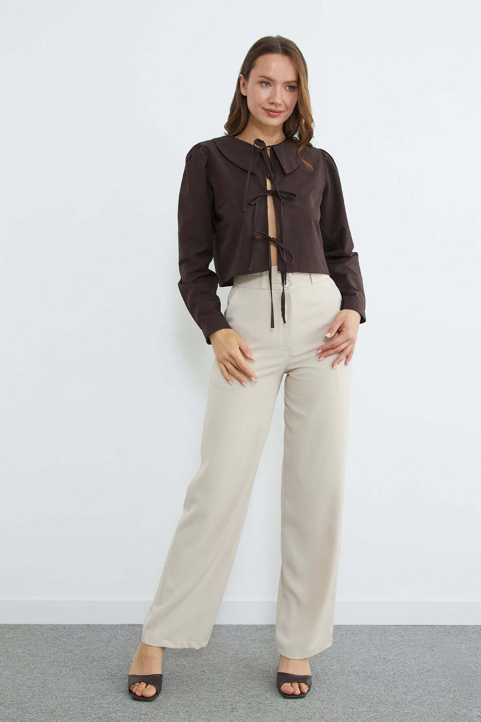 Front Tie Baby Collar Crop Blouse - MALLTURK
