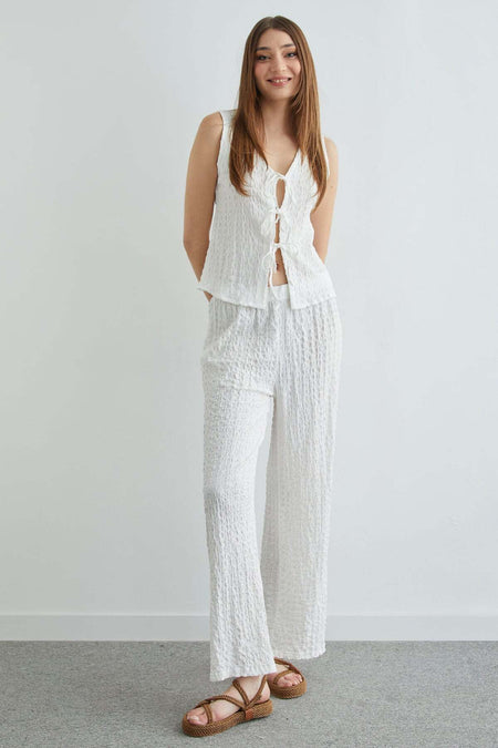 Front-Tie Textured Vest Set 2-Piece Set - MALLTURK