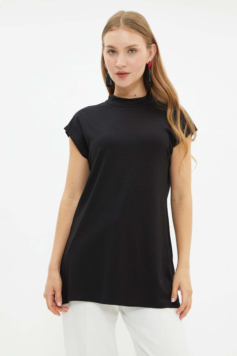 Fullamodest Basic High Neck Sleeveless Tunic - MALLTURK