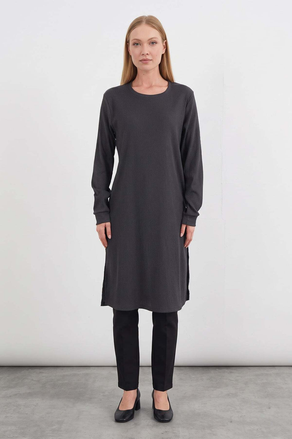Fullamodest Basic Tunic with Side Slits - MALLTURK