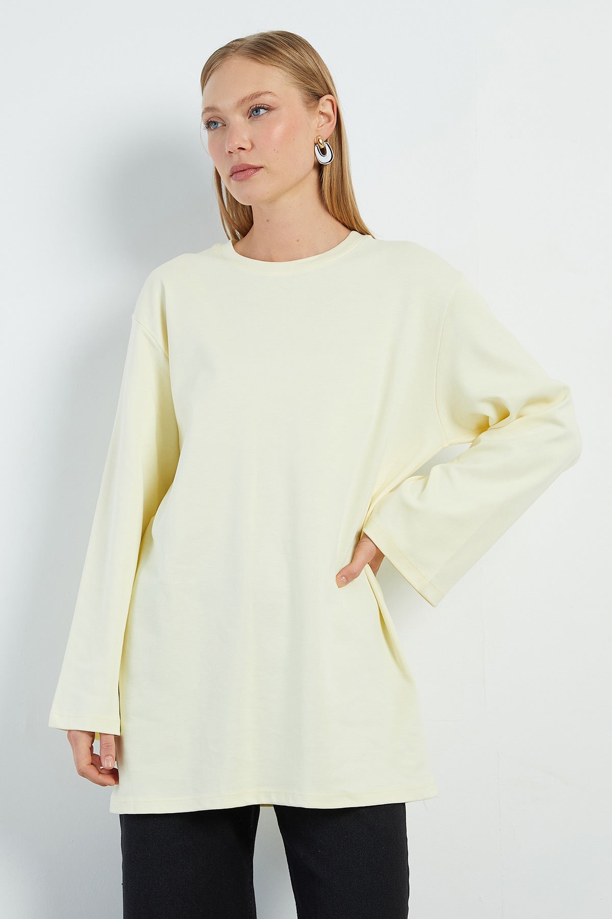 Fullamodest Basic Wide Sleeve Tunic - MALLTURK