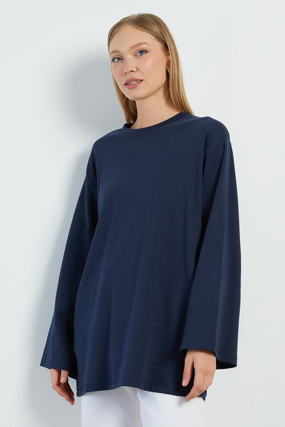 Fullamodest Basic Wide Sleeve Tunic - MALLTURK