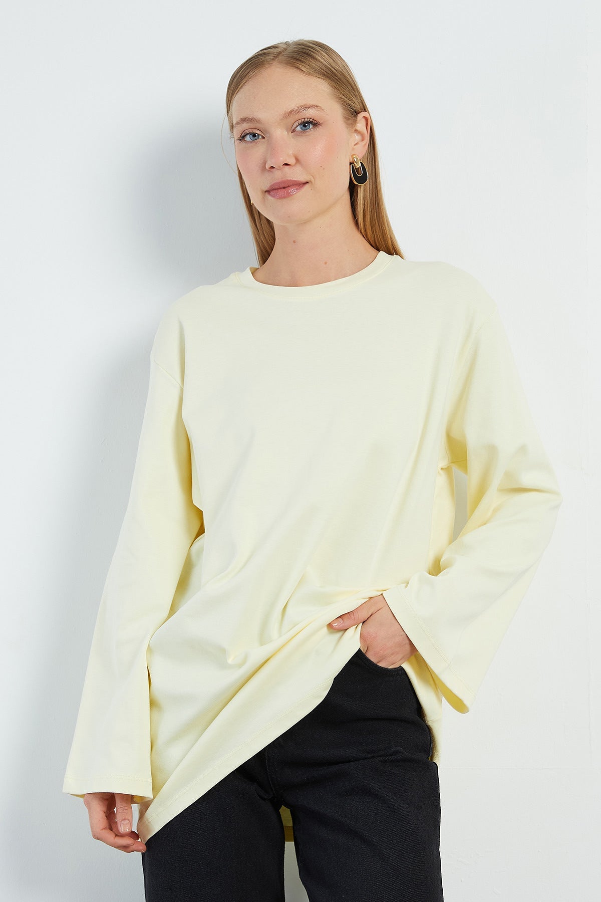 Fullamodest Basic Wide Sleeve Tunic - MALLTURK