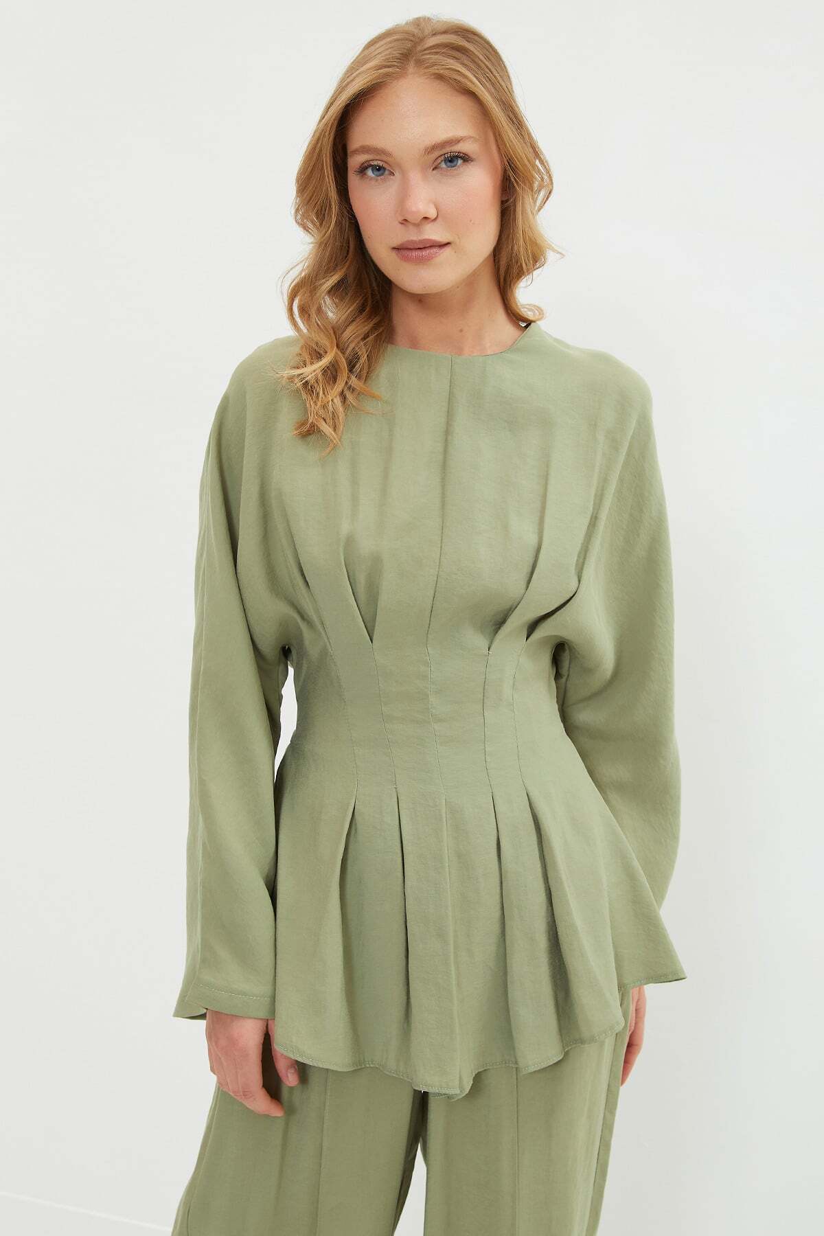 Fullamodest Belted Pleated 2-Piece Set - MALLTURK