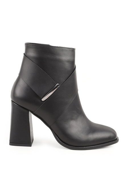 Genuine Leather Ankle Length Heeled Women's Boots–Metal Accessories, Internal Zipper, Thick Block Heel L31.26104453 - MALLTURK
