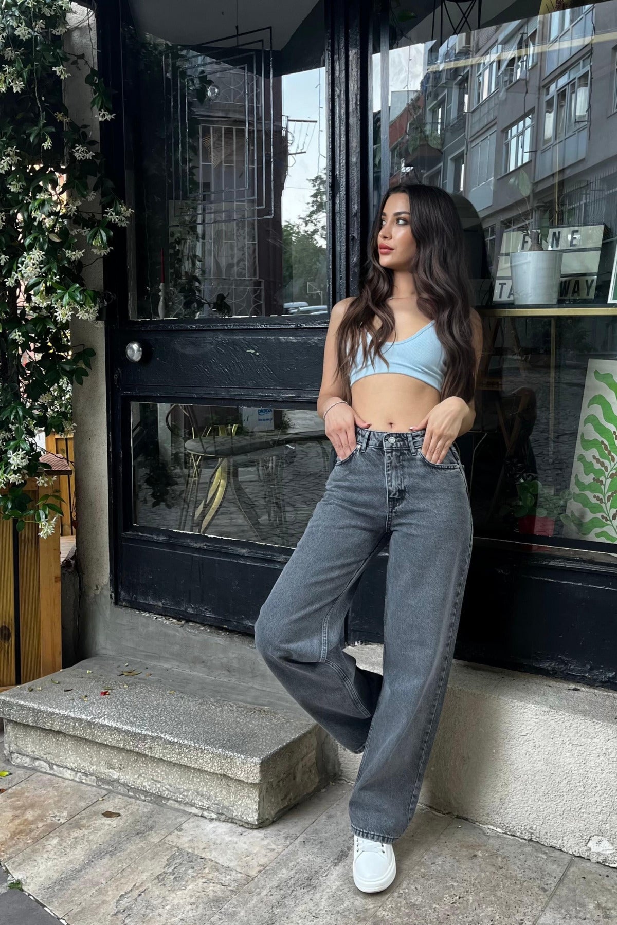Grey High-Waisted Wide-Leg Jeans - MALLTURK