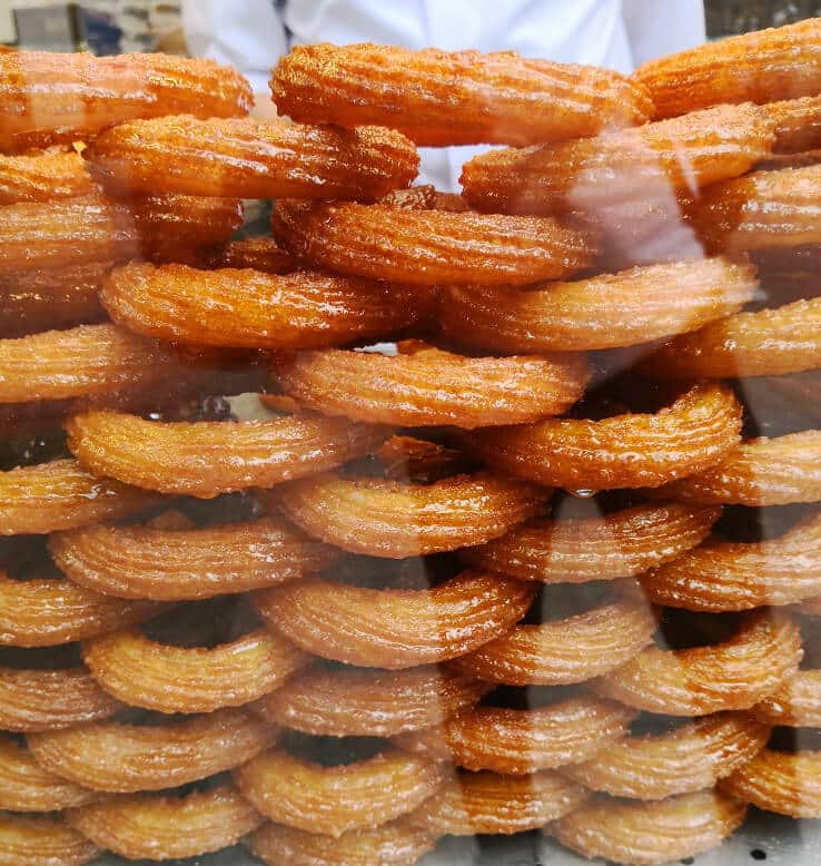 Halka Tatli, cember Tatli, Turkish Ring Dessert