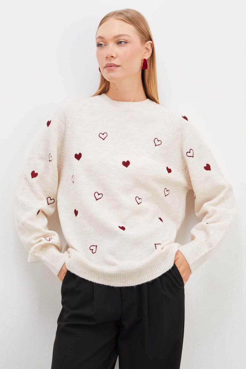 Heart Embroidered Crew Neck Knitwear Sweater - MALLTURK
