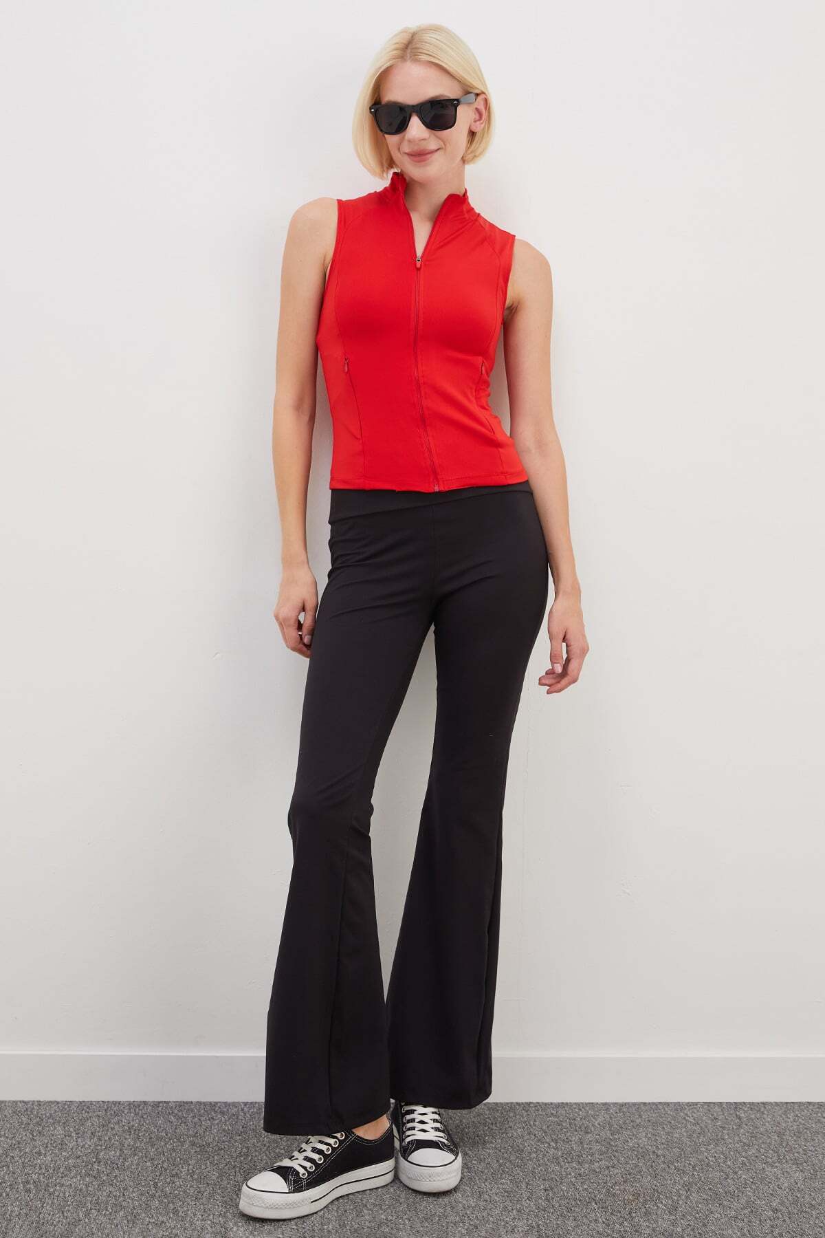High Collar Diving Fabric Slim Fit Vest - MALLTURK