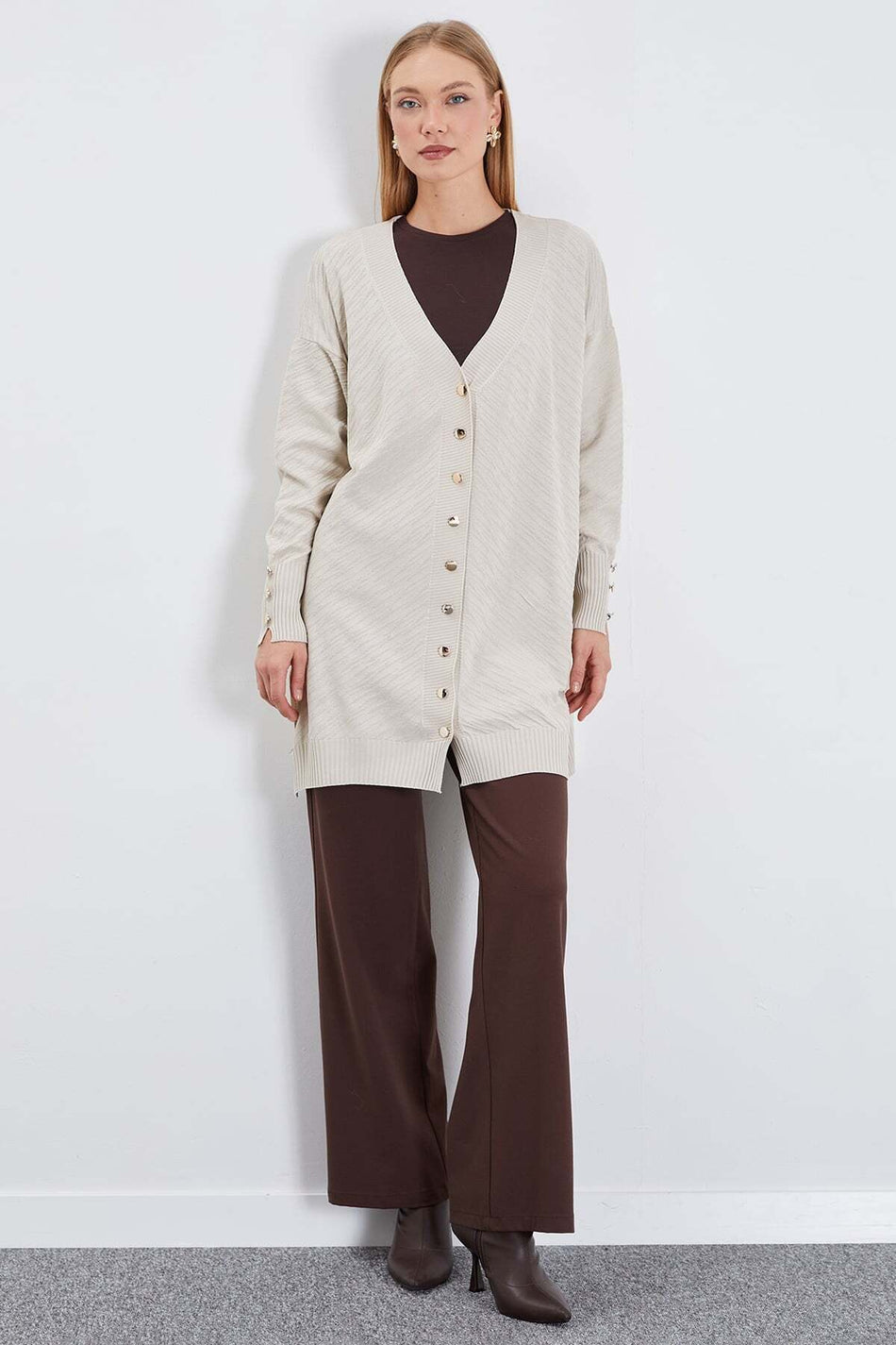 Jacquard V-Neck Buttoned Cardigan - MALLTURK