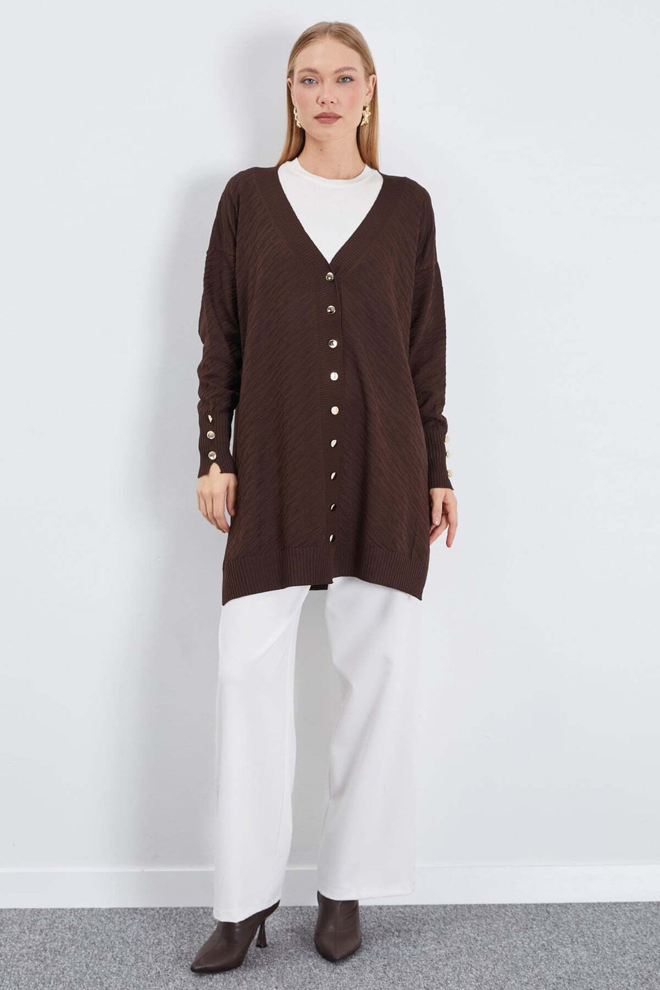 Jacquard V-Neck Buttoned Cardigan - MALLTURK