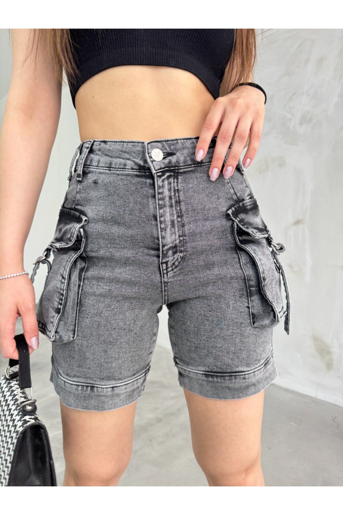 Kadın Gri Kargo Cepli Yüksek Bel Esnek Şort Jeans - MALLTURK