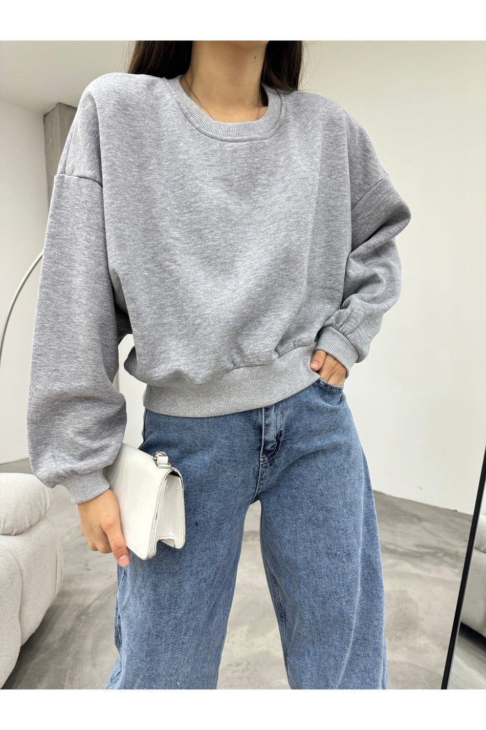 Kadın Gri Oversize Crop Sweatshirt - MALLTURK