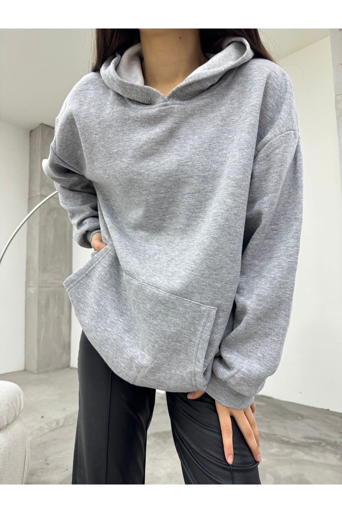 Kadın GRİ Oversize Şardonlu Üç İplik Kapüşonlu Sweatshirt - MALLTURK