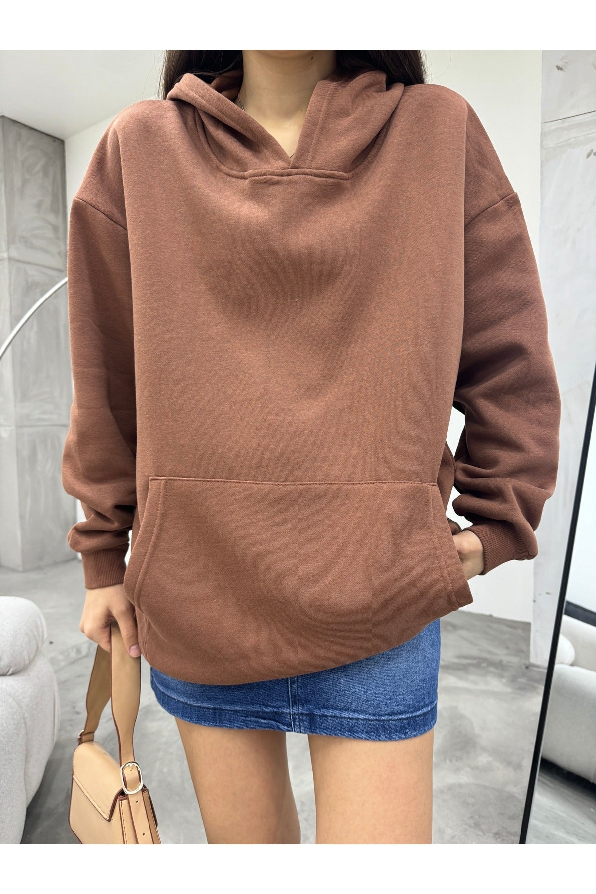 Kadın KAHVERENGİ Oversize Şardonlu Üç İplik Kapüşonlu Sweatshirt - MALLTURK