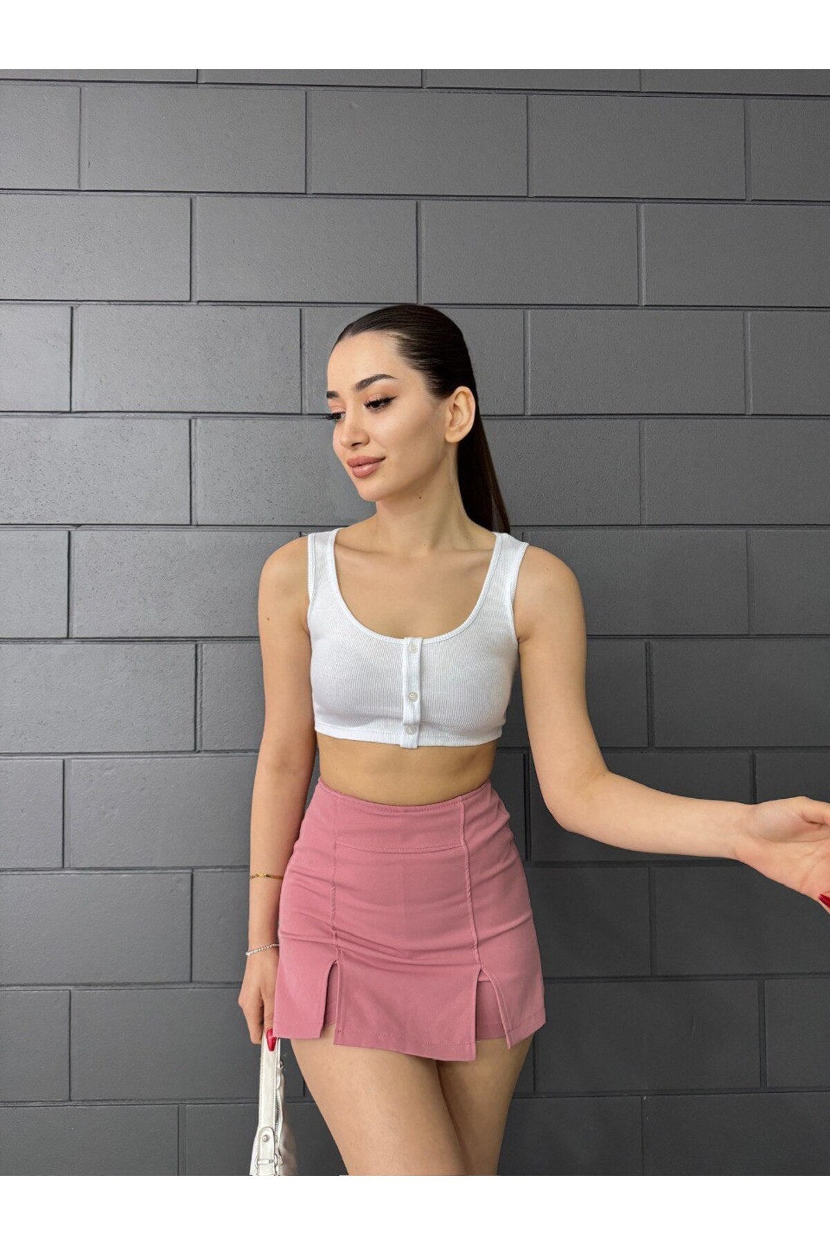 Kadın Kalın Askılı Düğme Detaylı Crop Top Büstiyer BEYAZ - MALLTURK