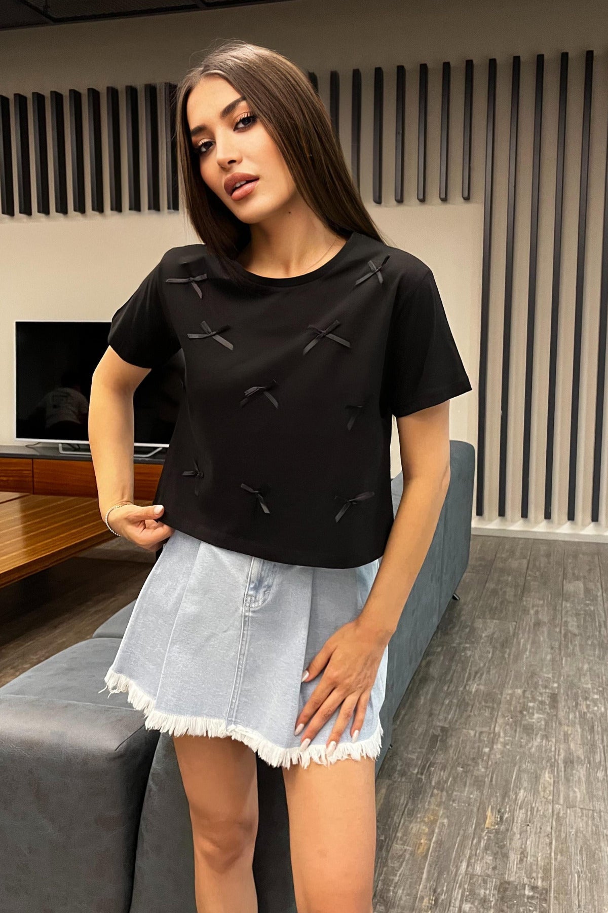 Kadın Kurdele Detaylı Bisiklet Yaka T-shirt Siyah - MALLTURK