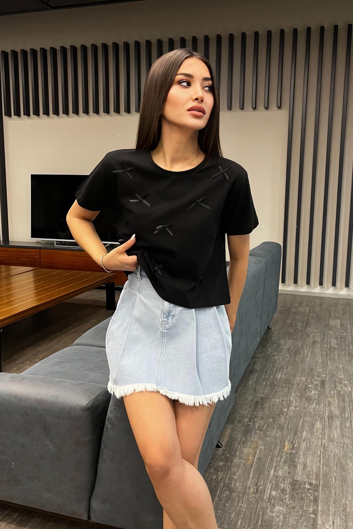 Kadın Kurdele Detaylı Bisiklet Yaka T-shirt Siyah - MALLTURK