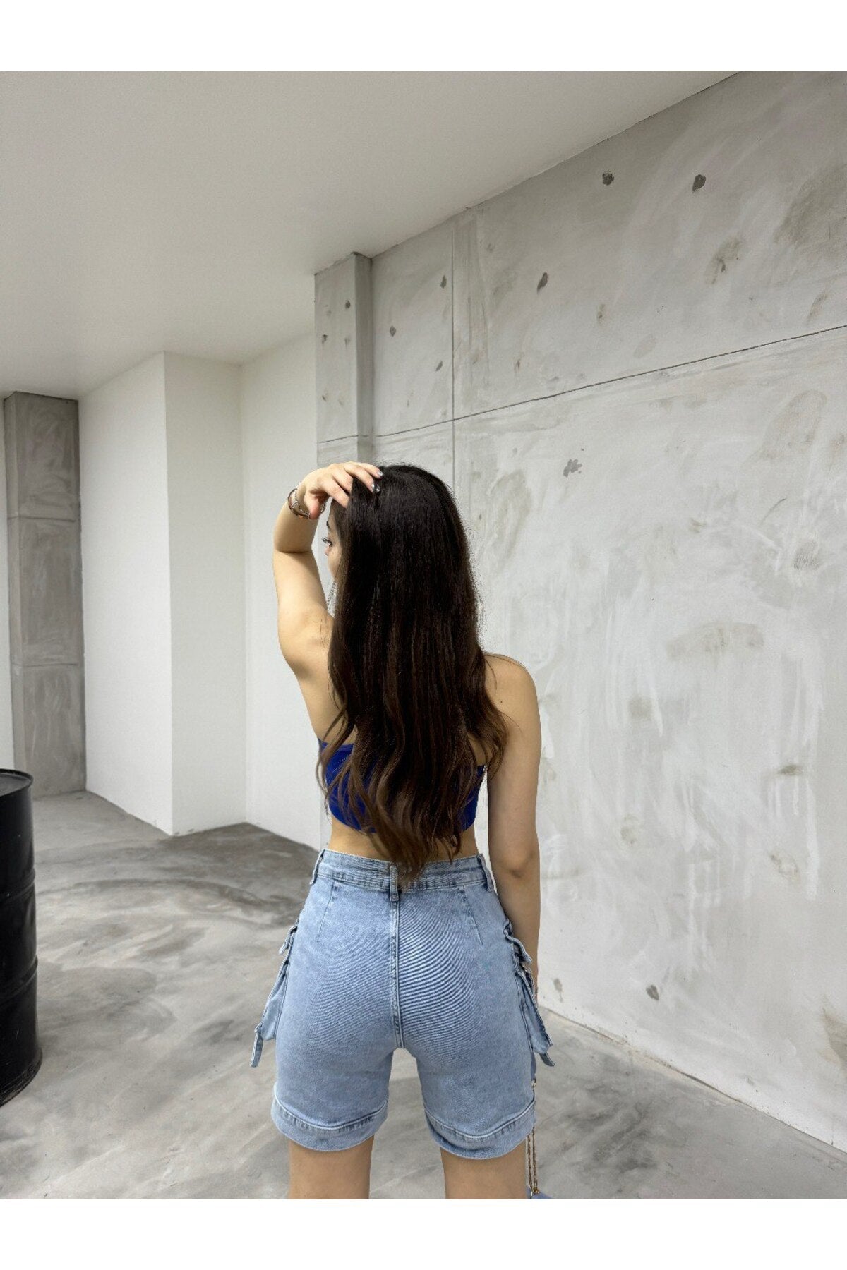 Kadın Metalik Kargo Cepli Yüksek Bel Esnek Şort Jeans - MALLTURK