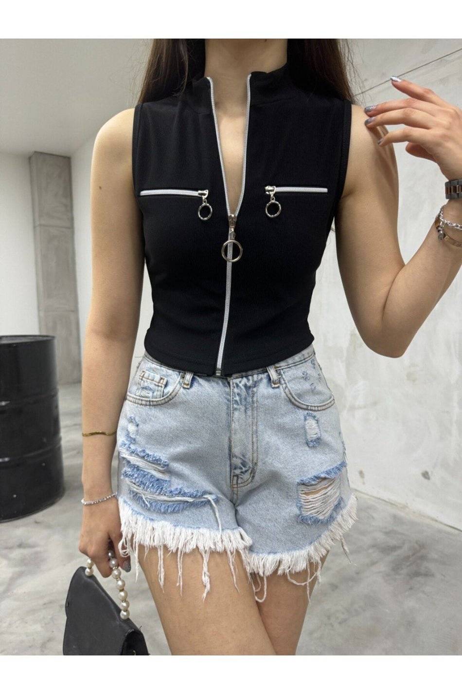 Kadın Ön Fermuarlı Kolsuz Kaşkorse Crop Body siyah - MALLTURK