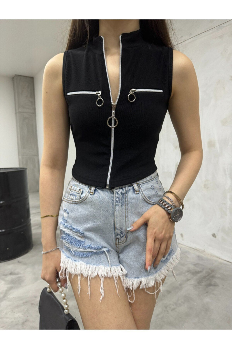 Kadın Ön Fermuarlı Kolsuz Kaşkorse Crop Body siyah - MALLTURK
