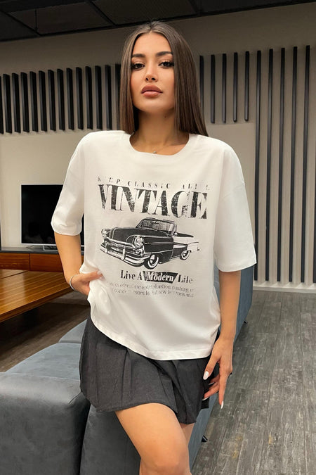 Kadın Özel Dijital Baskılı Oversize T-Shirt Beyaz - MALLTURK