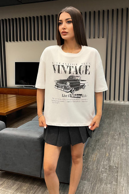 Kadın Özel Dijital Baskılı Oversize T-Shirt Beyaz - MALLTURK