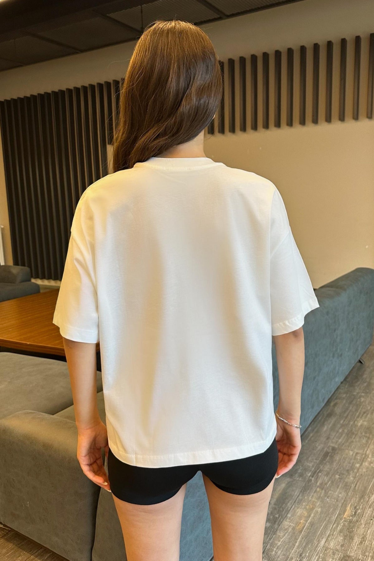 Kadın Özel Dijital Baskılı Oversize T-Shirt Ekru - MALLTURK
