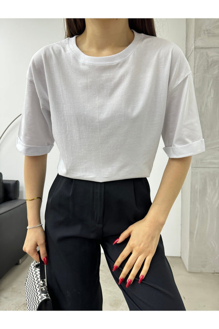 Kadın Oversize Lazer Kesim Yan Yırtmaçlı T-shirt beyaz - MALLTURK