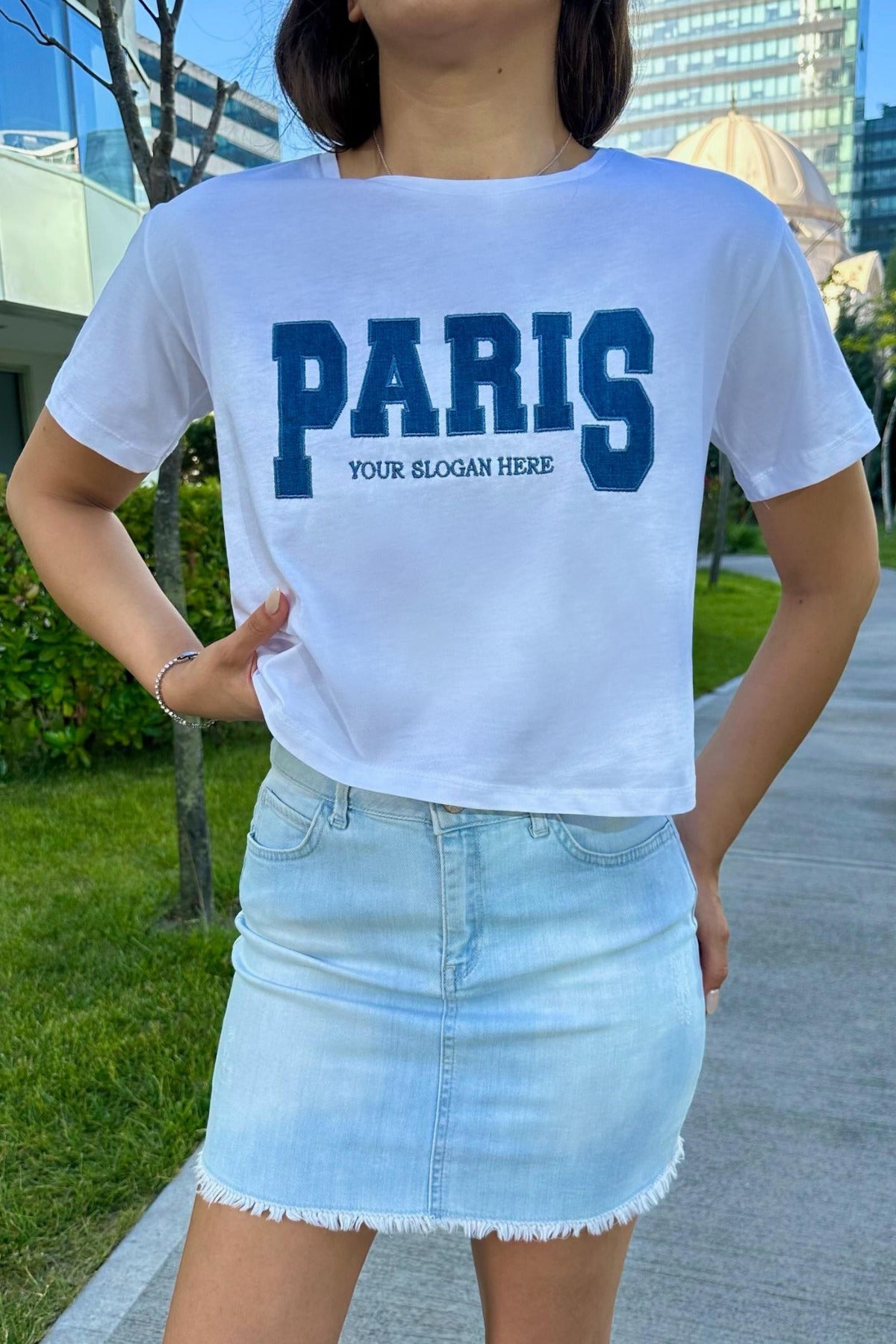 Kadın Paris Baskılı Likralı Bisiklet Yaka Crop T-Shirt Beyaz - MALLTURK