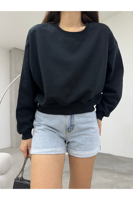 Kadın Siyah Oversize Crop Sweatshirt - MALLTURK