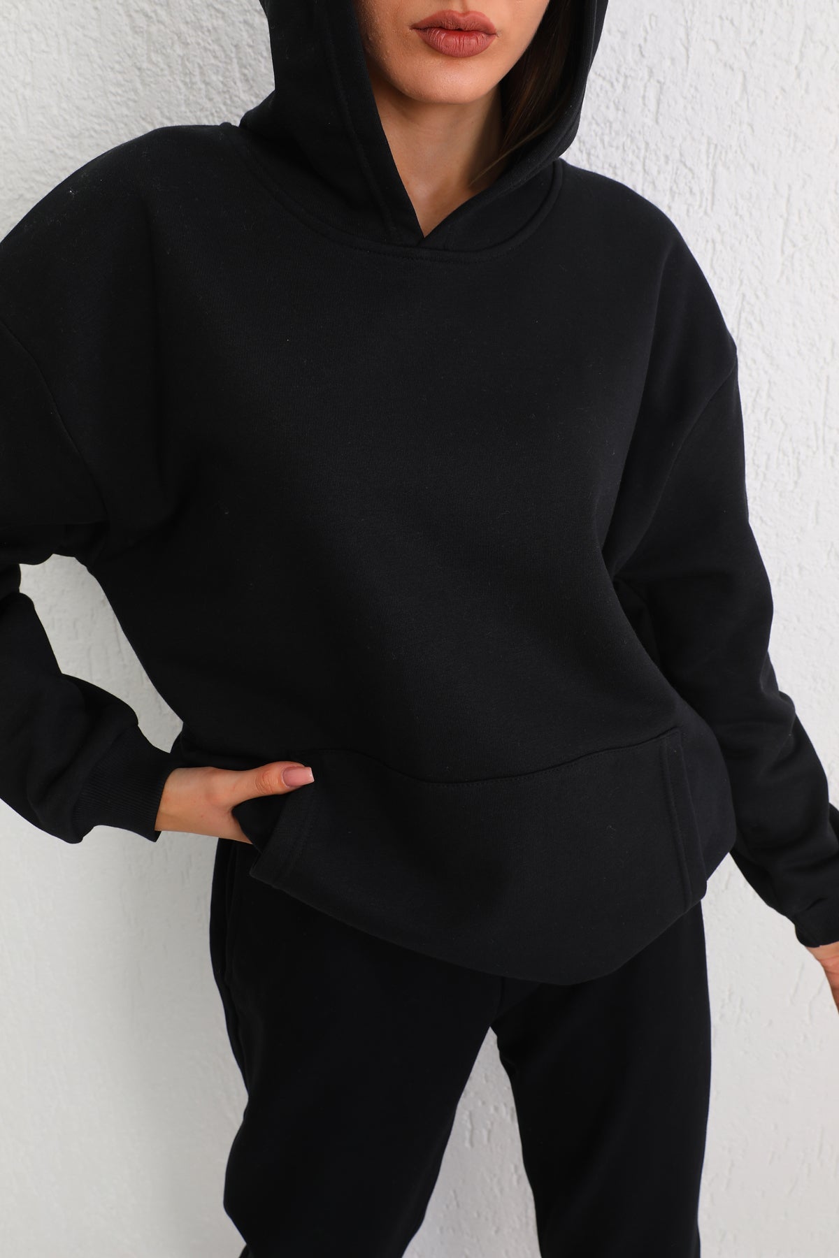 Kadın SİYAH Oversize Şardonlu Üç İplik Kapüşonlu Sweatshirt - MALLTURK