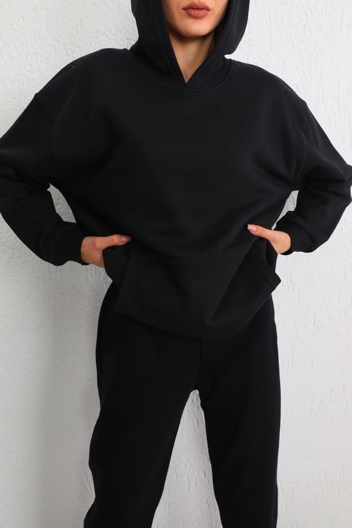 Kadın SİYAH Oversize Şardonlu Üç İplik Kapüşonlu Sweatshirt - MALLTURK