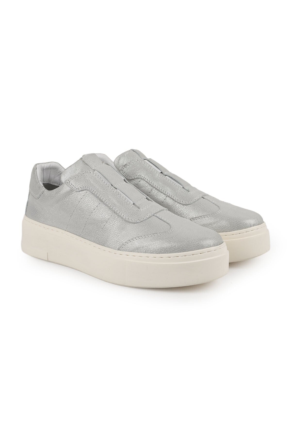 Kadın Sneaker Simli Rugan Kalın Hafif EVA Taban Bağcıksız Slip-on Günlük Şık Spor Ayakkabı LZ4508-1 - MALLTURK
